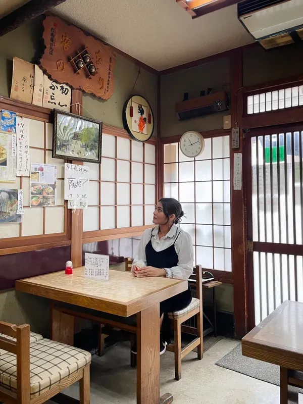 Yanaka Ginza visitor photo 2